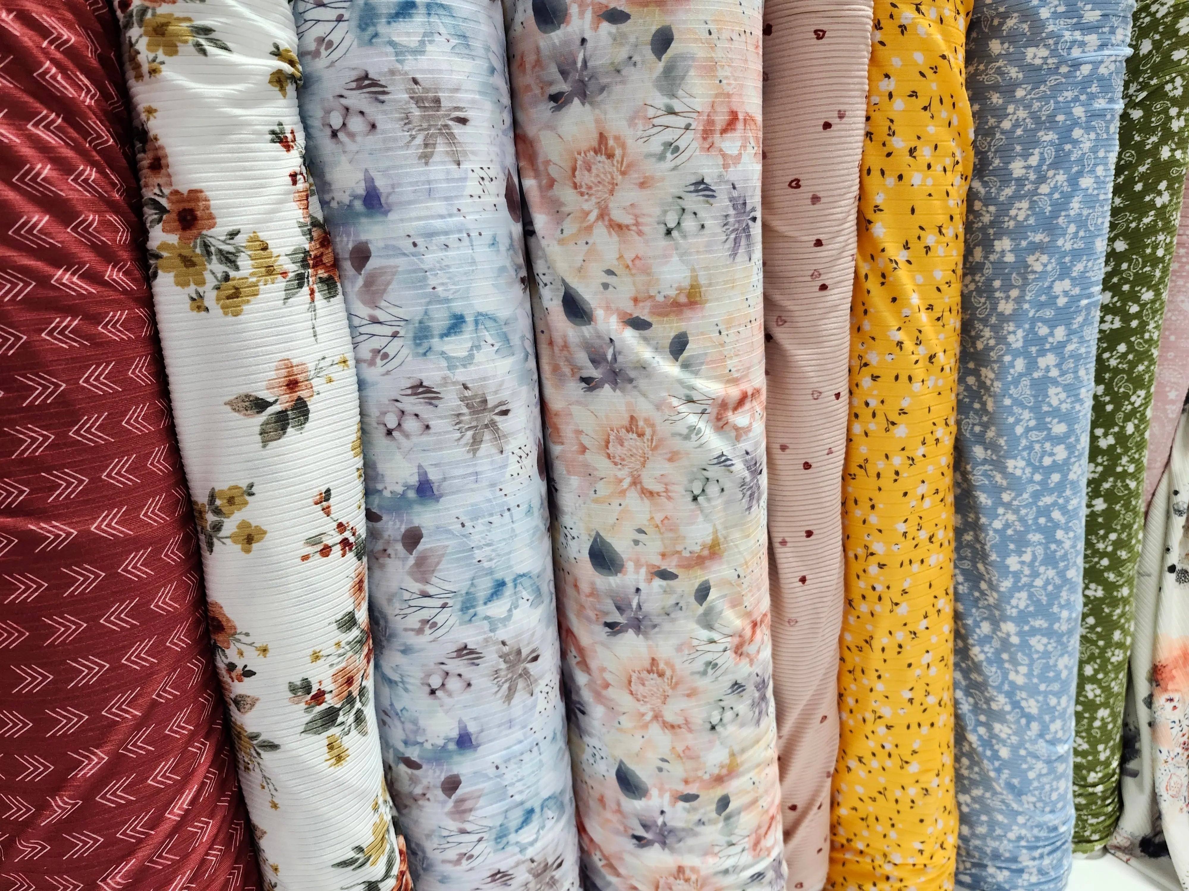 Fabric & Clothing - Homeplace Market LLC