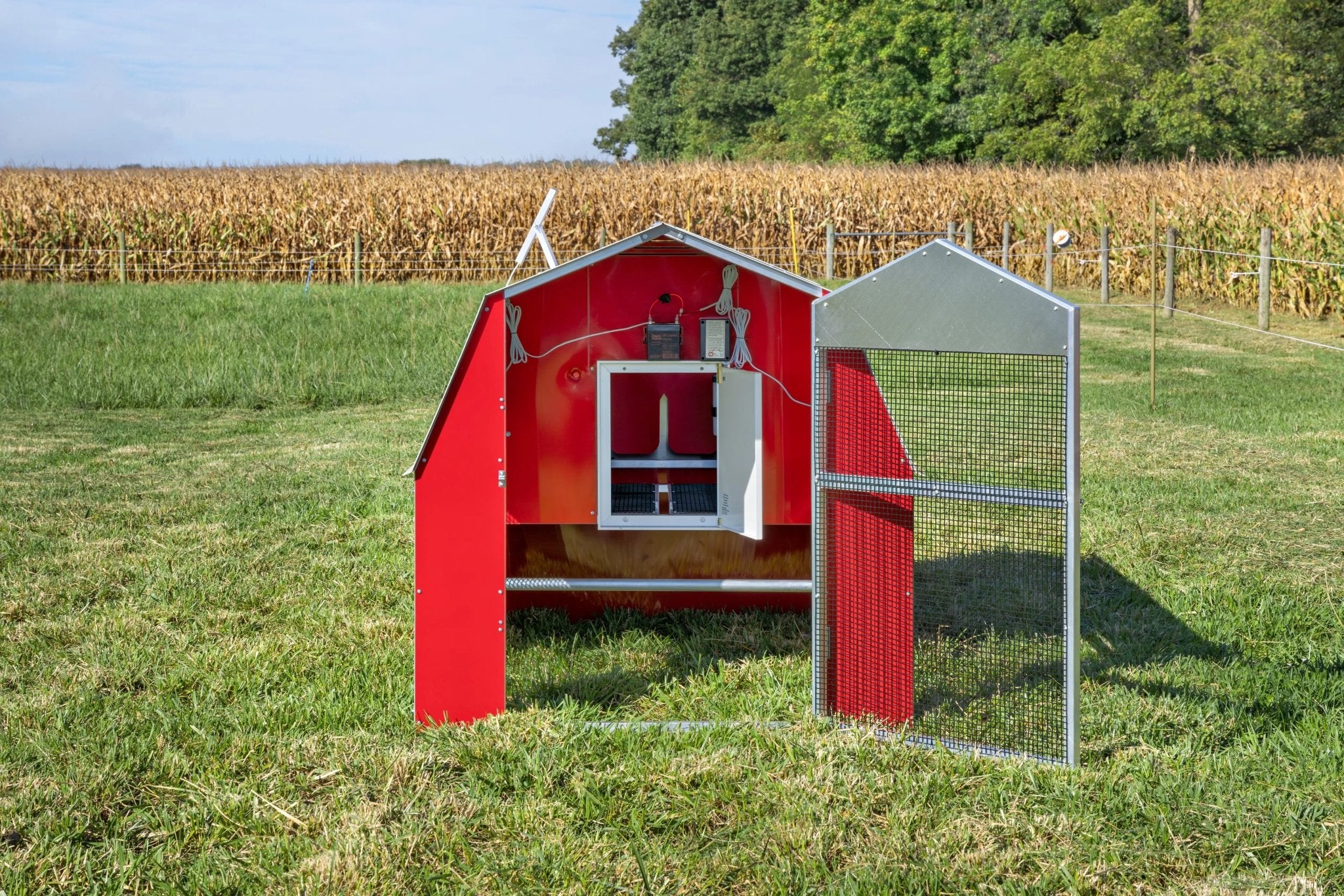 Alumi - Coop REDLINE - 4x6 - Deluxe Mobile Chicken Coop with Shelter - Chicken Tractor - Homeplace Market LLC